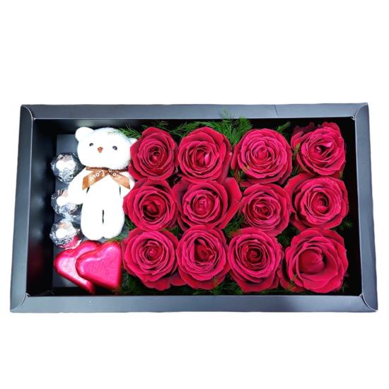 Подарочная коробка с розами